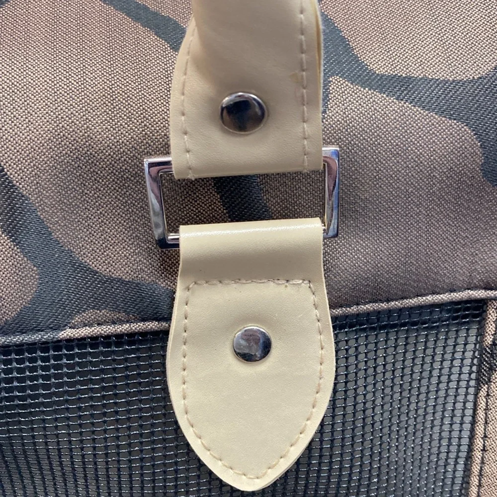 VIPet Black and Tan Pet Carrier NWOT